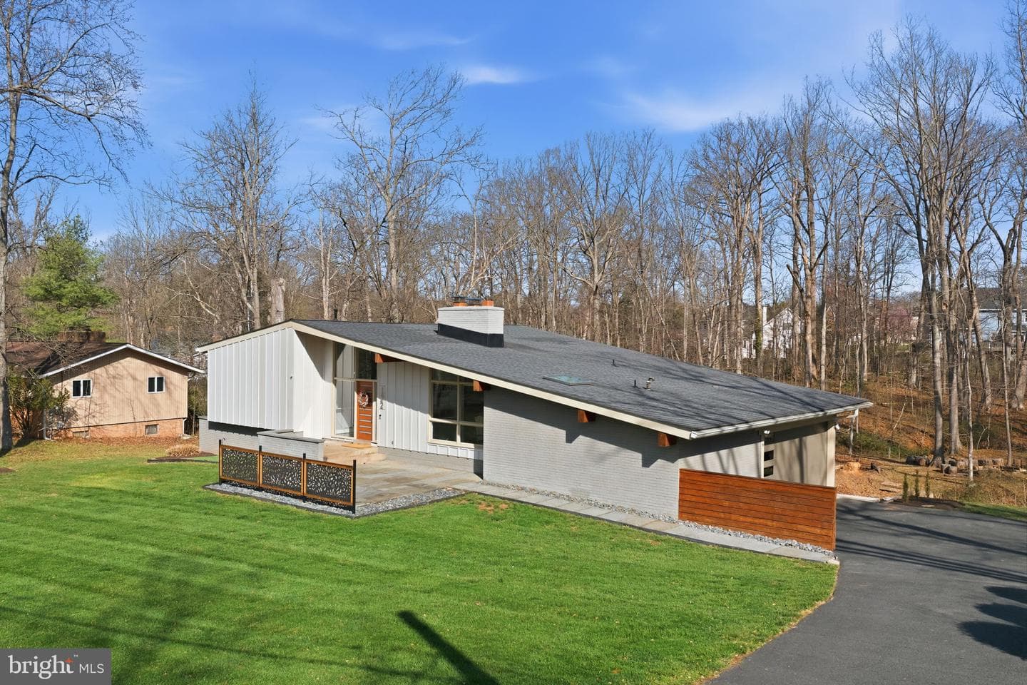 122 Lake Drive photo 68