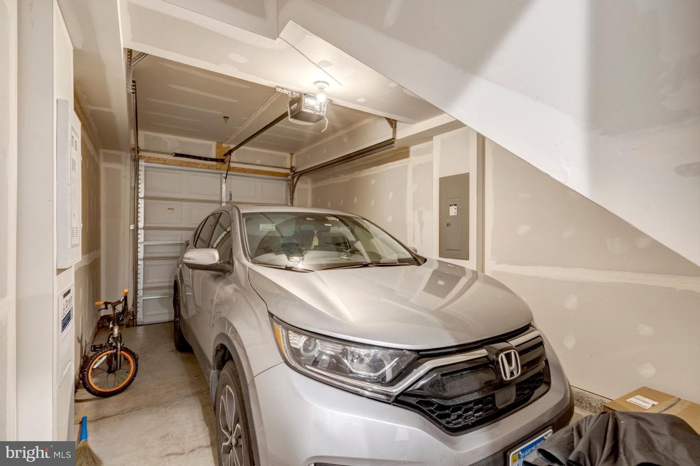 42558 Invergordon Terrace photo 35