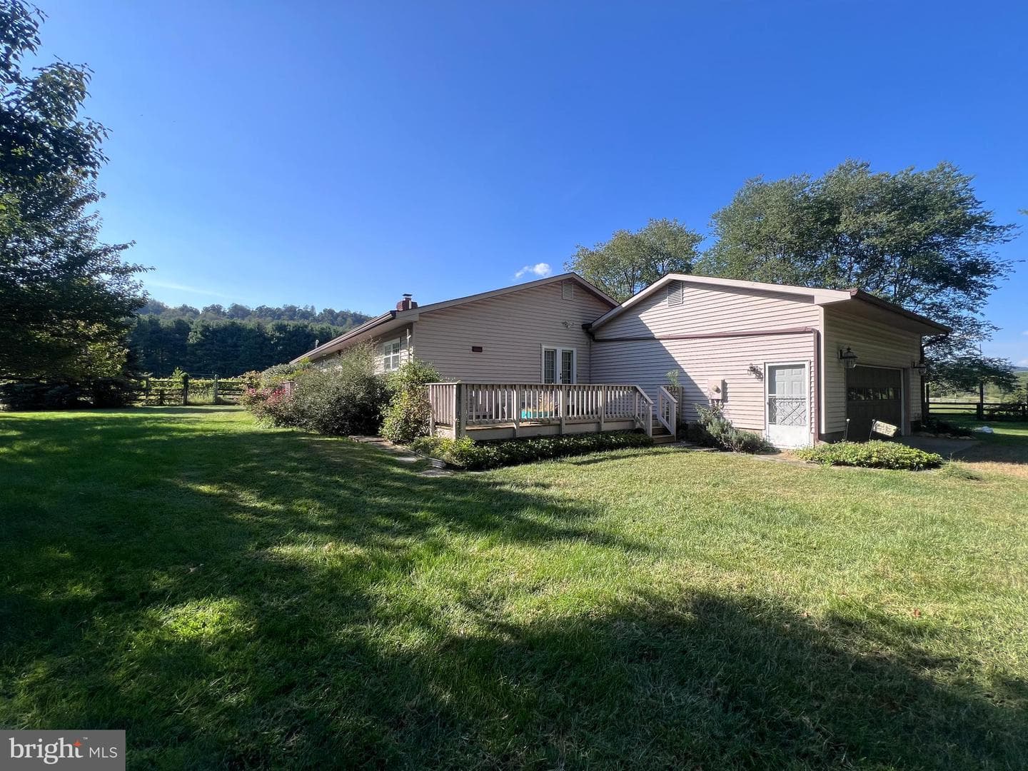 16120 Mountain Ridge Lane photo 2