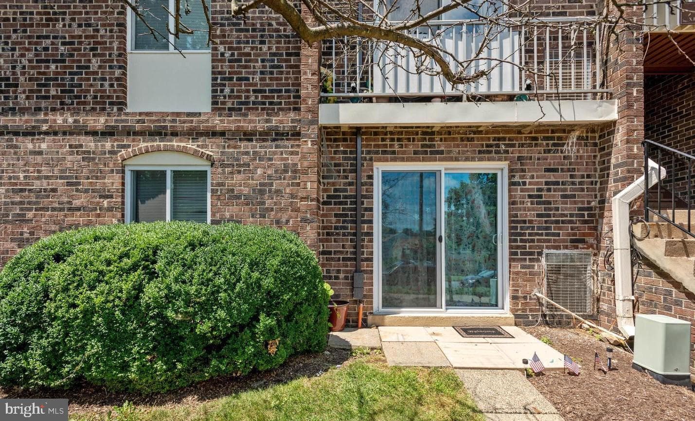 121 N Fillmore Avenue #1