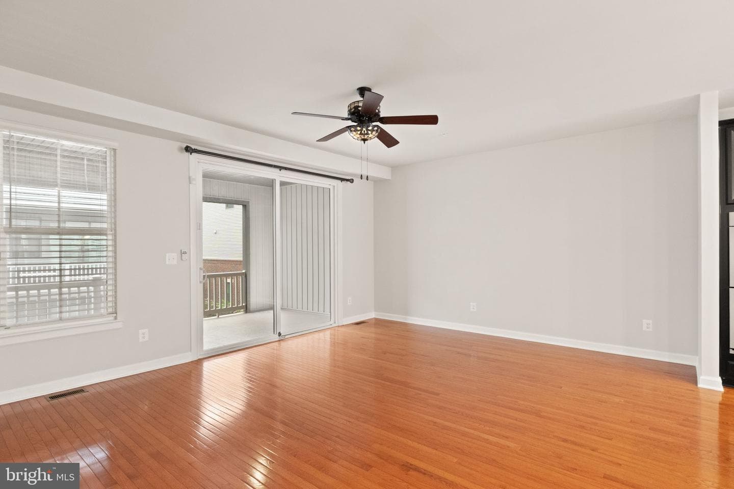 22308 Seabring Terrace photo 4