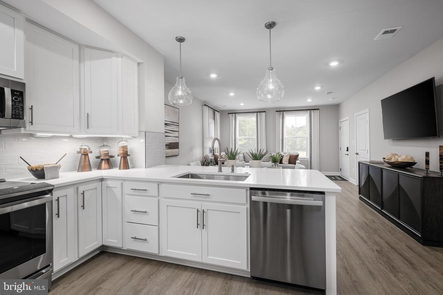 43791 Metro Terrace photo 5