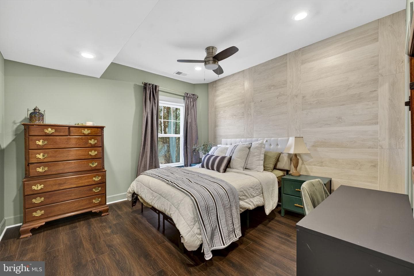 25014 Dahlia Manor Place photo 57