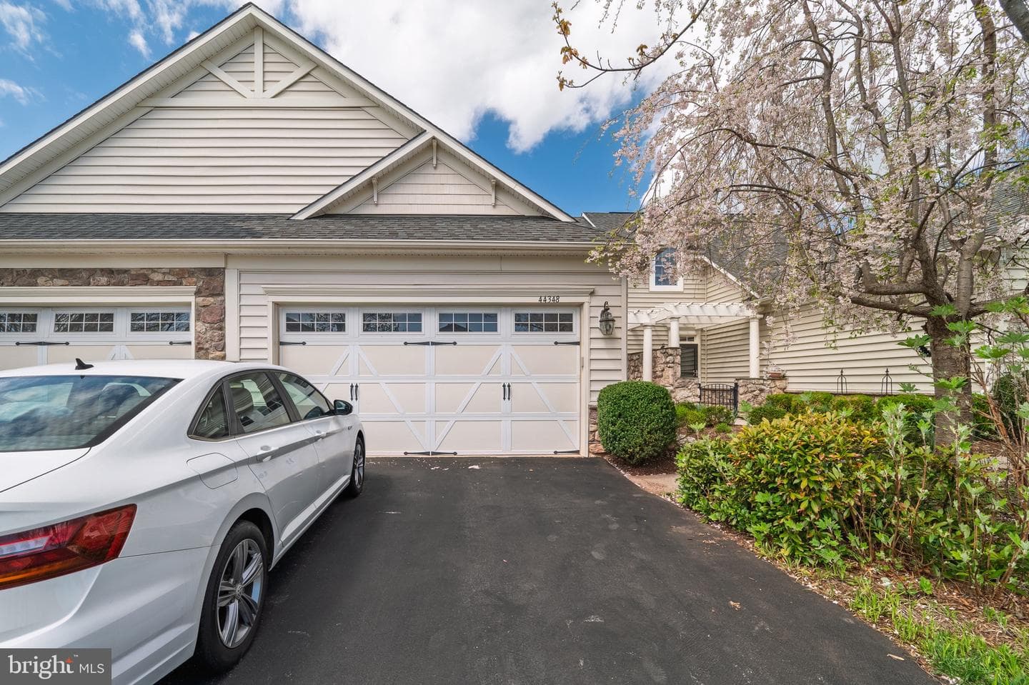 44348 Sunset Maple Drive photo 2
