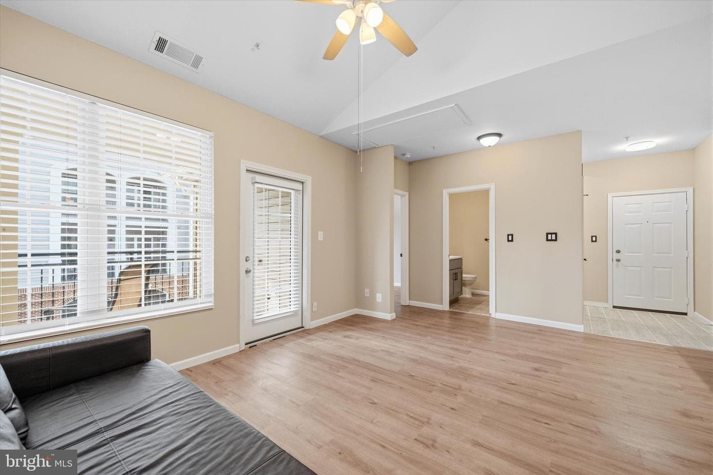 46628 Drysdale Ter # 301 photo 11