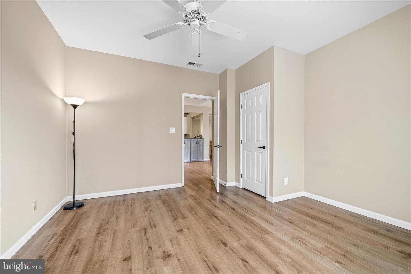 46628 Drysdale Ter # 301 photo 18