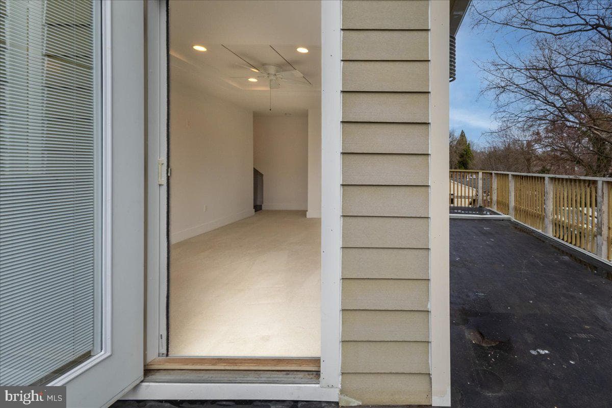 104 Pershing Avenue NW photo 24