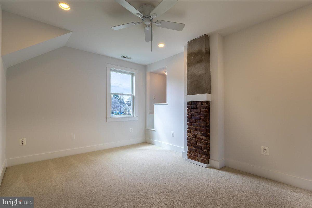 104 Pershing Avenue NW photo 30