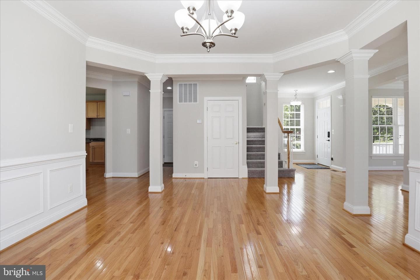 13572 Arcadian Dr photo 10