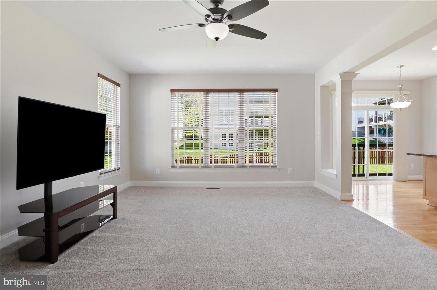 13572 Arcadian Dr photo 16