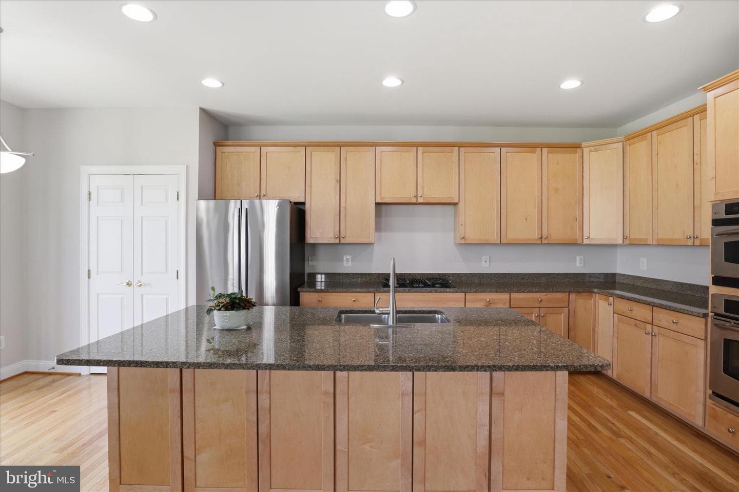 13572 Arcadian Dr photo 17