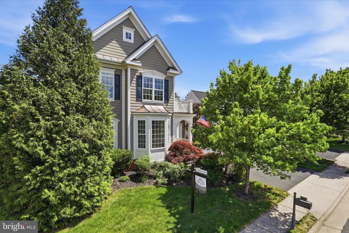 13572 Arcadian Dr photo 4