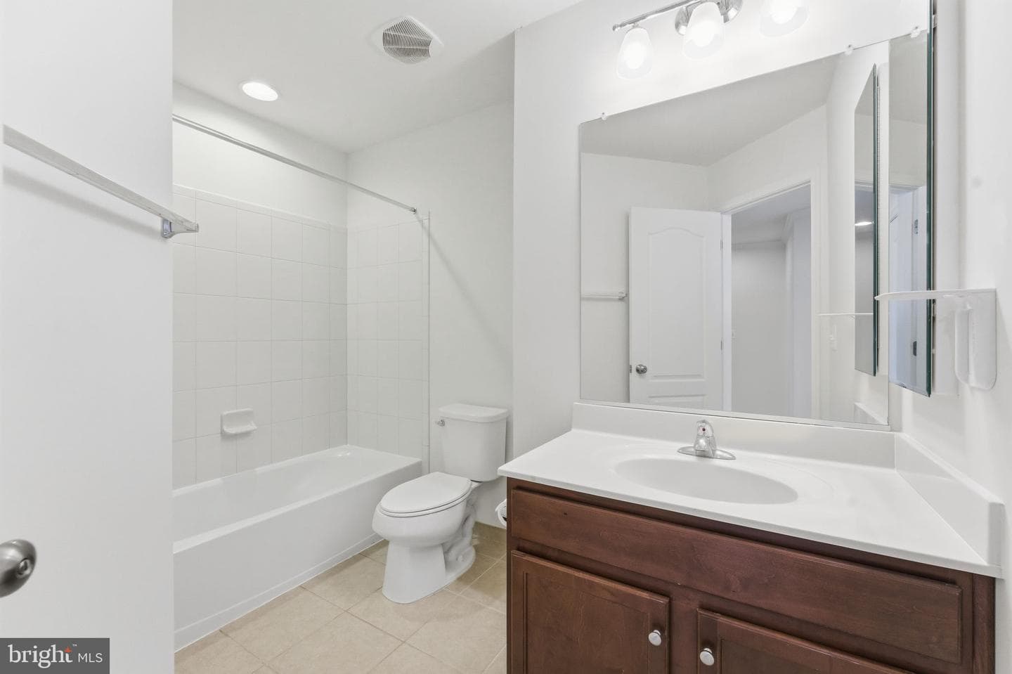 42396 Benfold Square photo 47