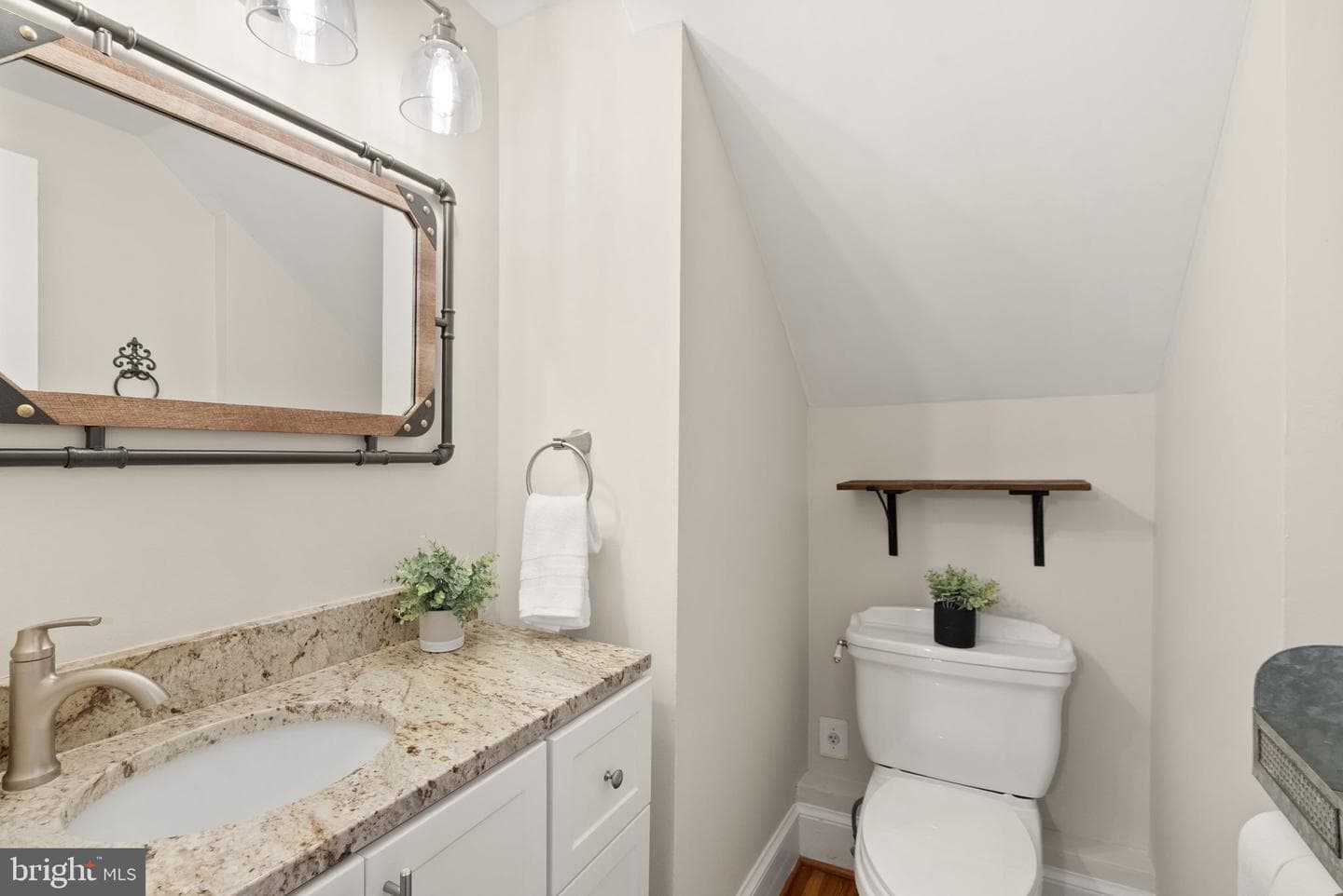 37151 Branchriver photo 25
