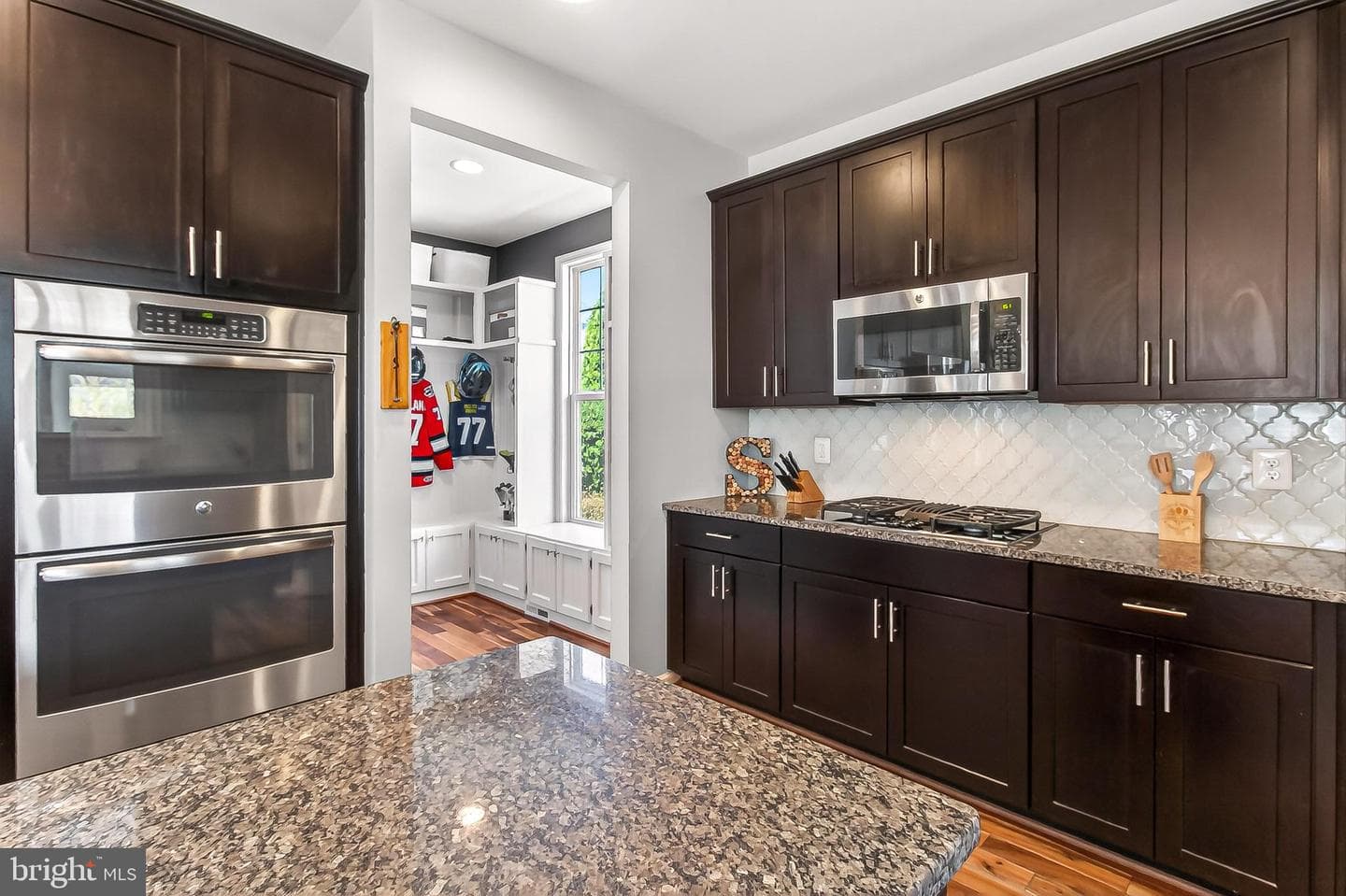 42308 Guildhall Drive photo 9