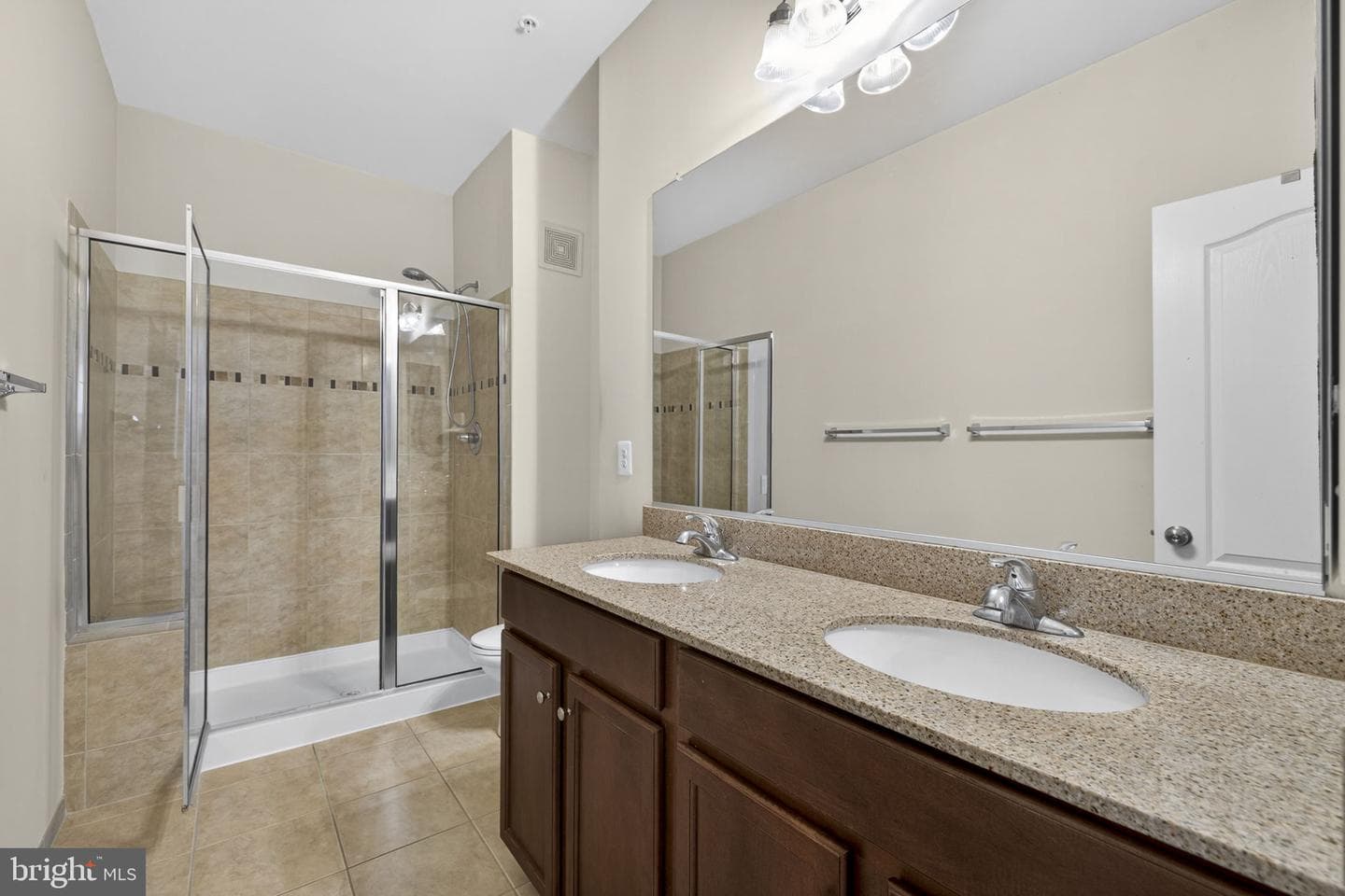 19464 Promenade Drive photo 31