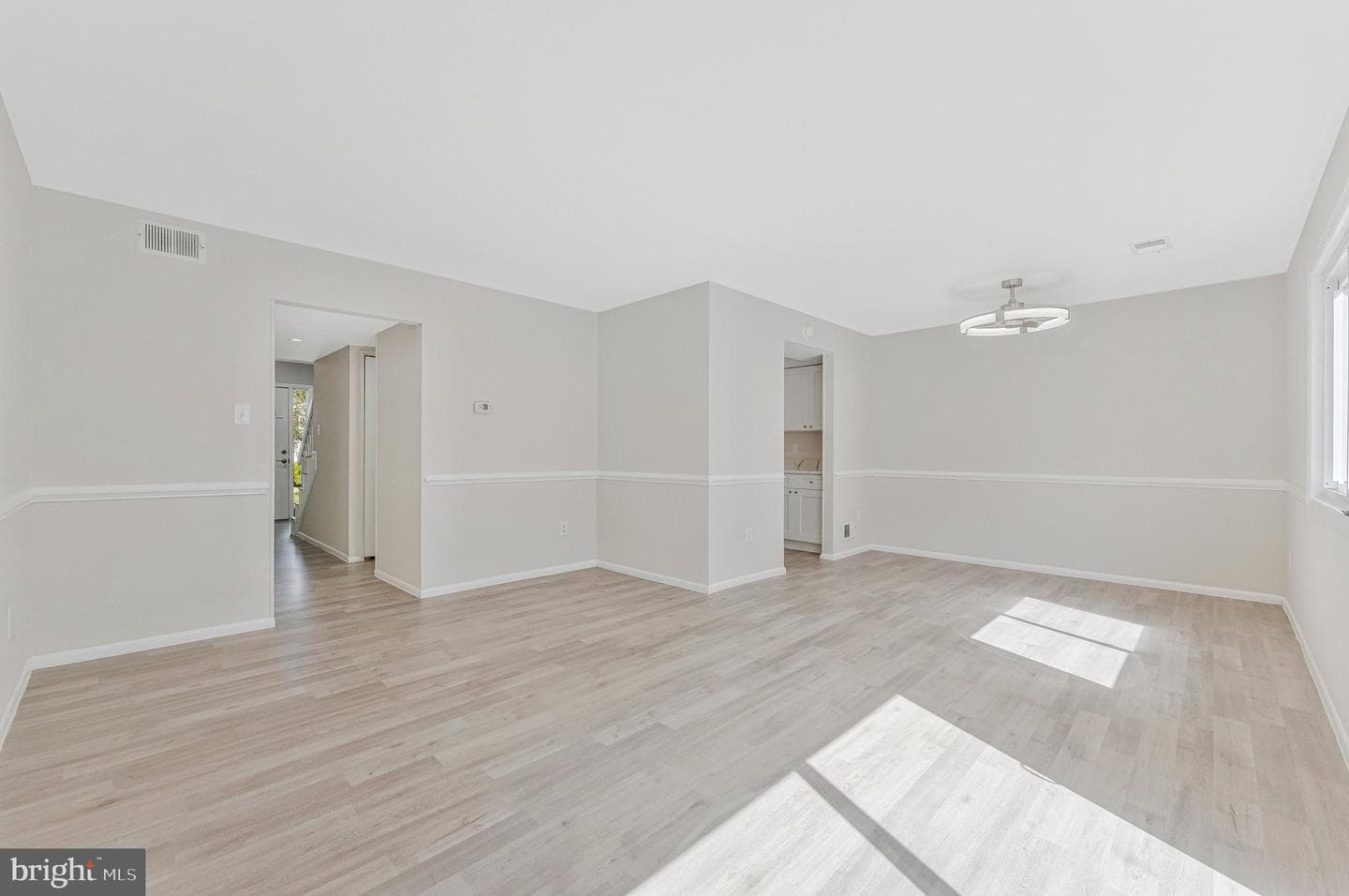 46 Wedgedale Drive photo 4