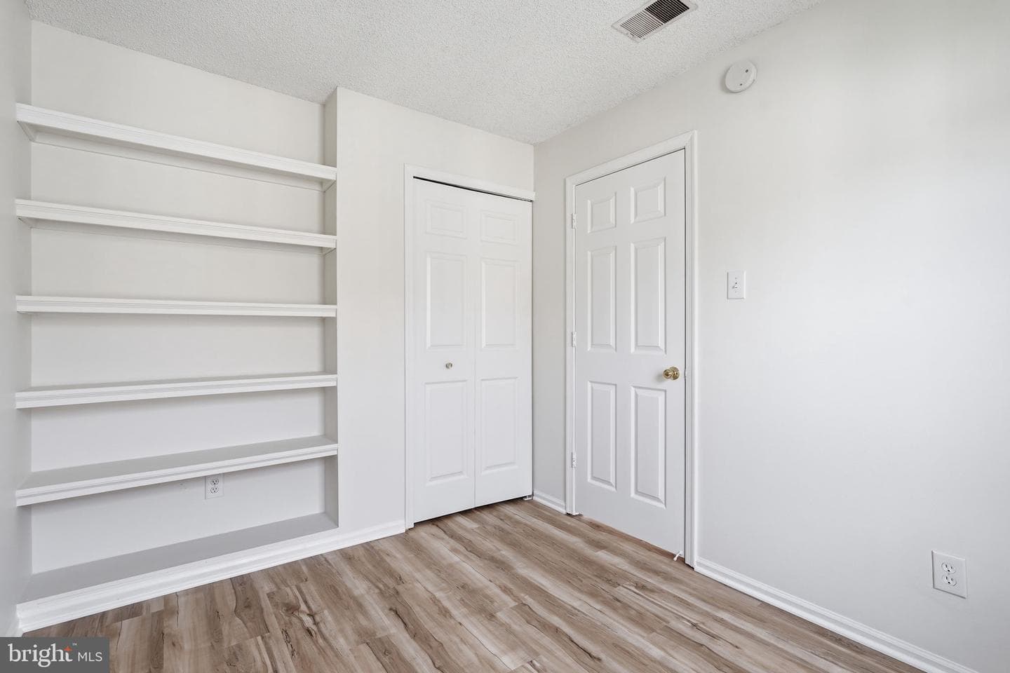 1115 Huntmaster Terrace NE #301 photo 27