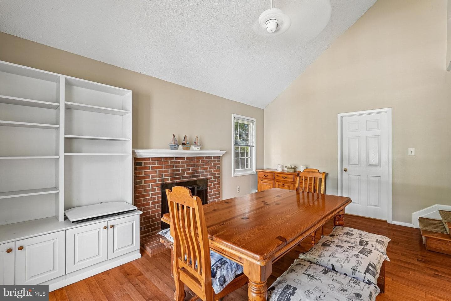 250 E Juniper Avenue E photo 26