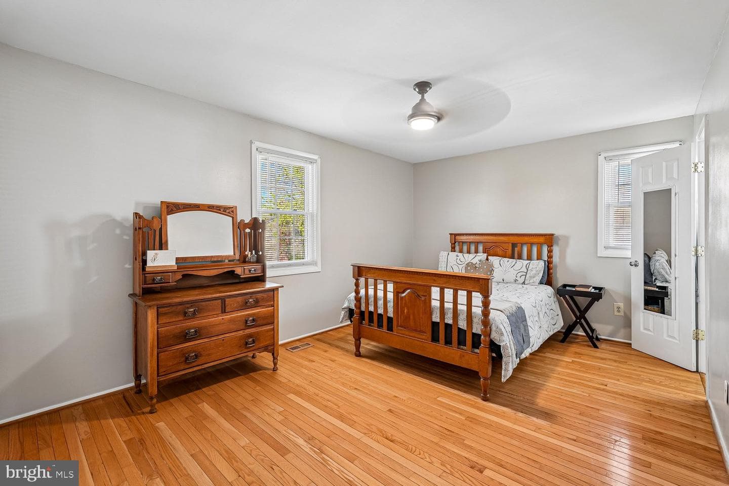 250 E Juniper Avenue E photo 4