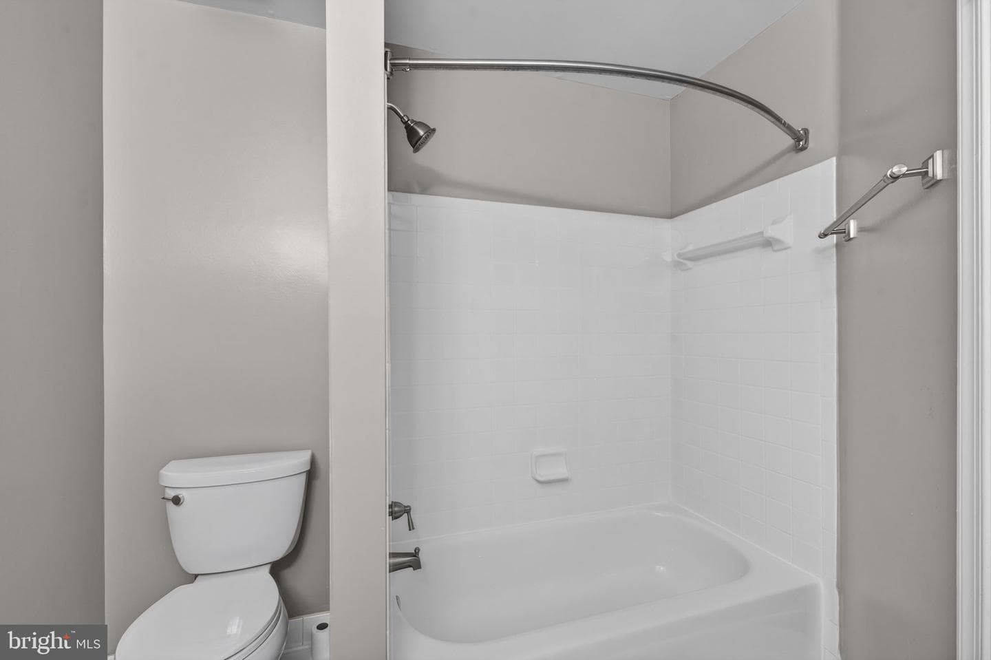 47697 Whirlpool Square photo 31