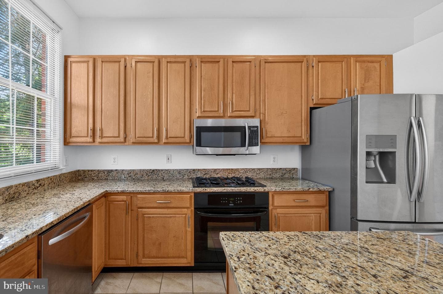 47697 Whirlpool Square photo 9