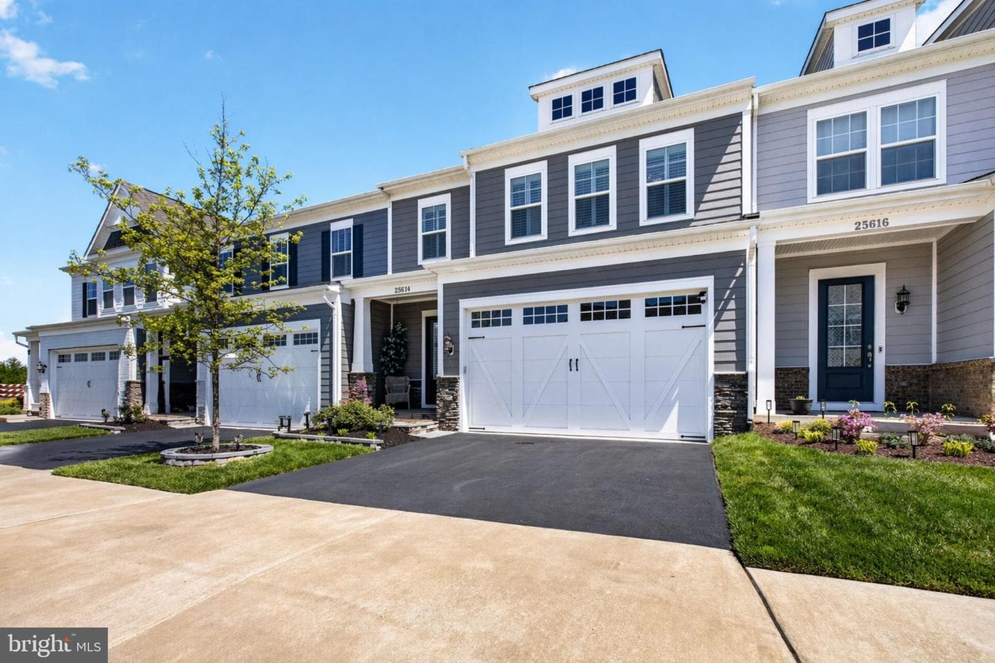 25614 Preston Park Terrace photo 2
