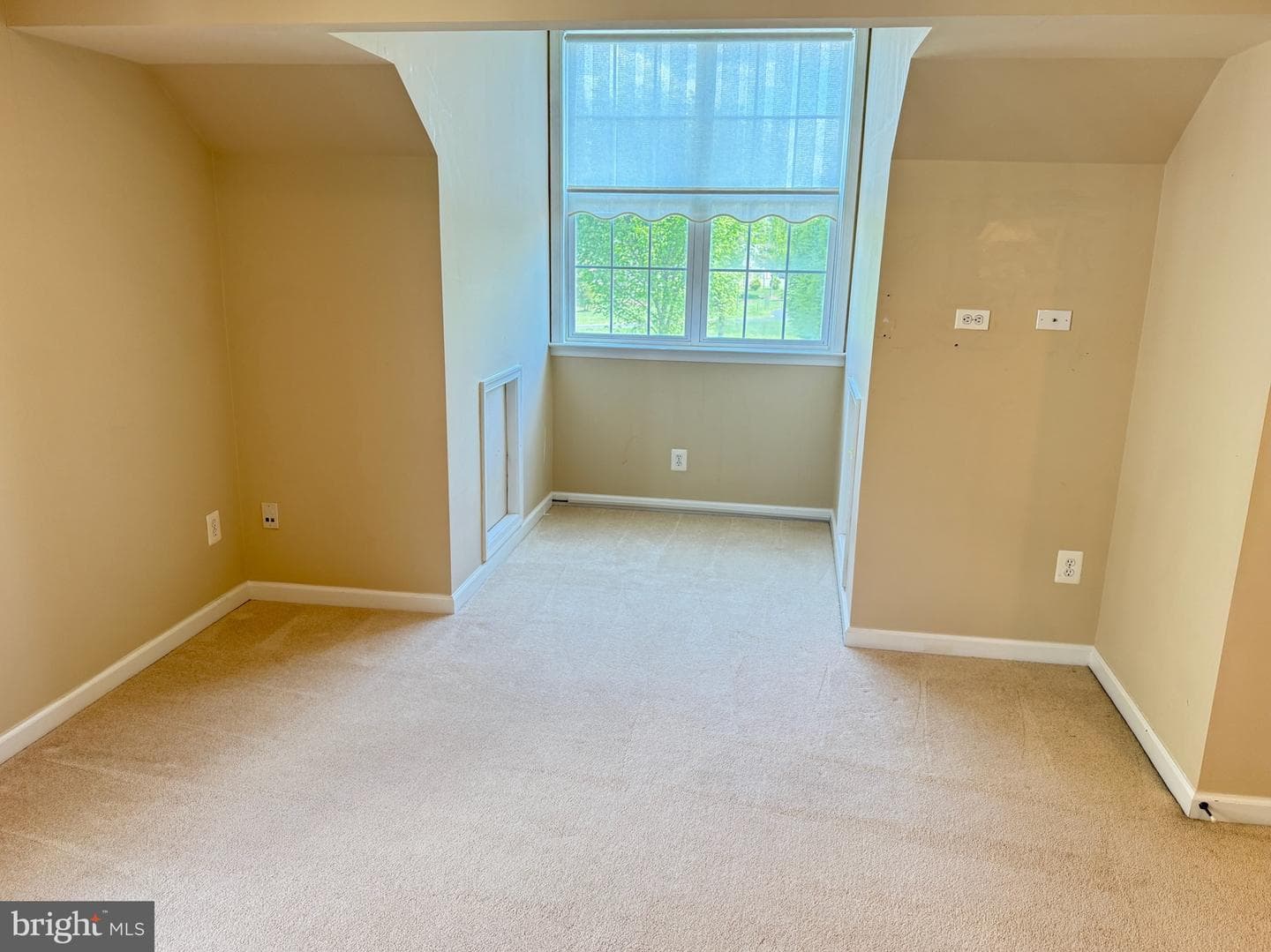 1 Fox Mill Way photo 32