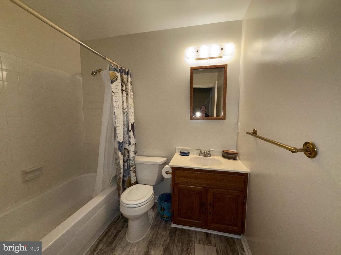 1311 E Holly Avenue E photo 12