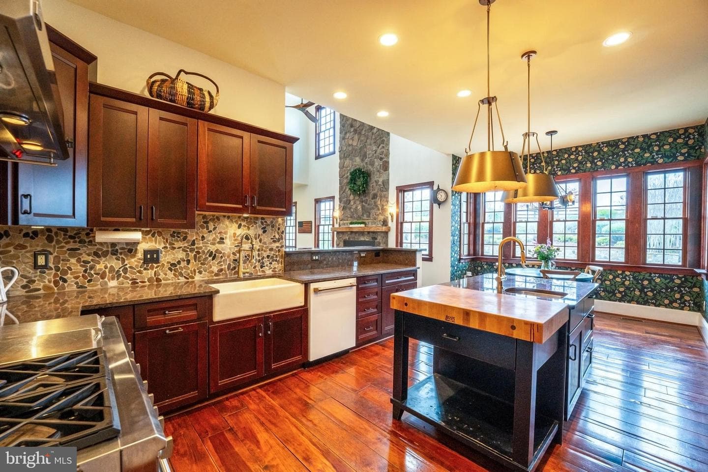 15718 Old Waterford Road photo 28