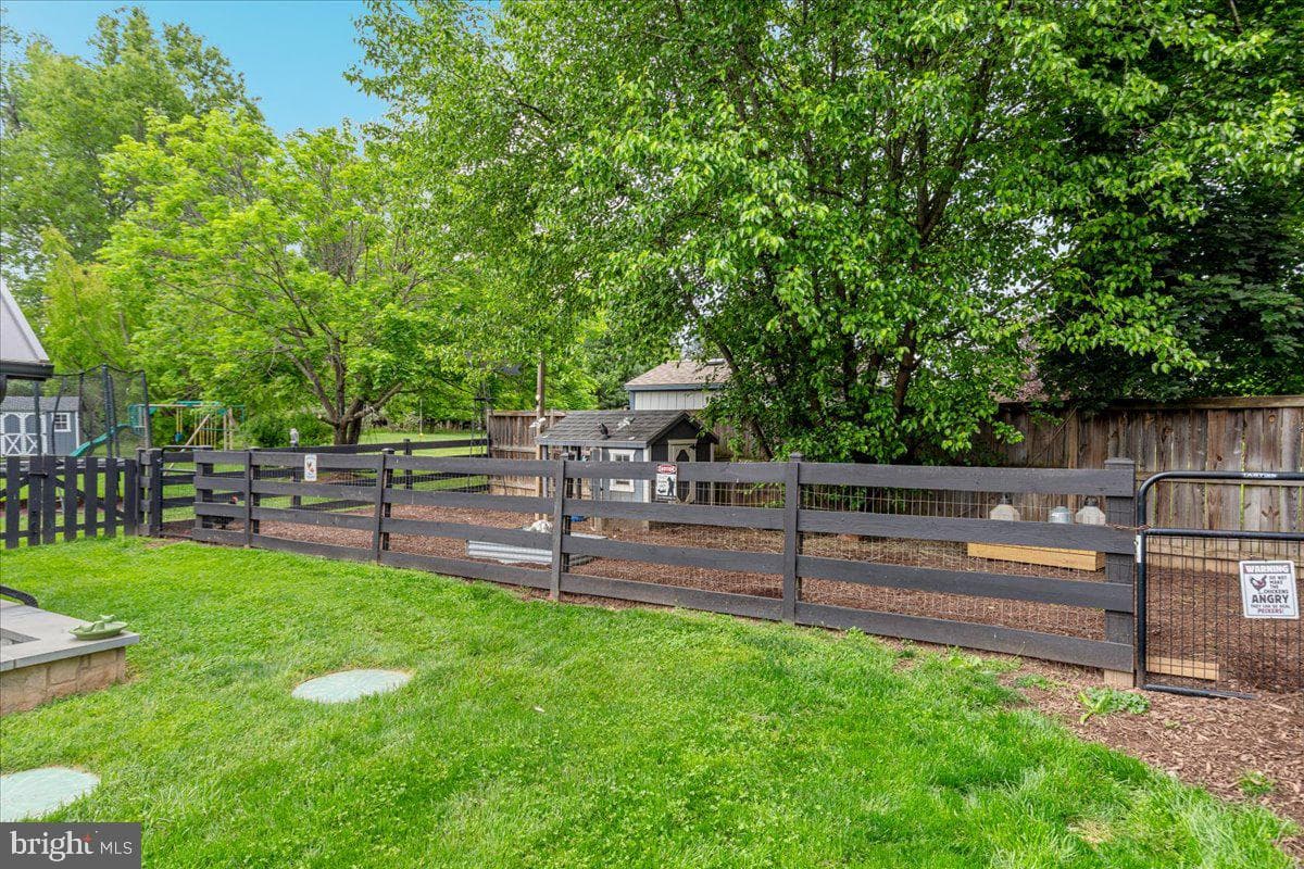 37440 Whitacre Lane photo 82