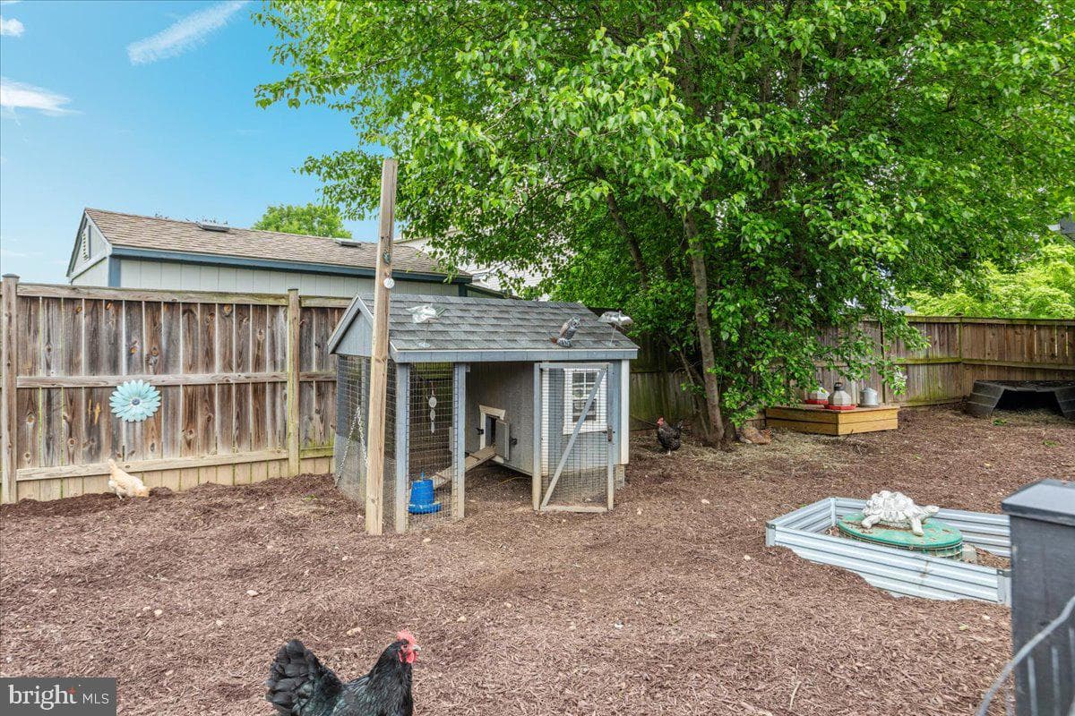 37440 Whitacre Lane photo 83