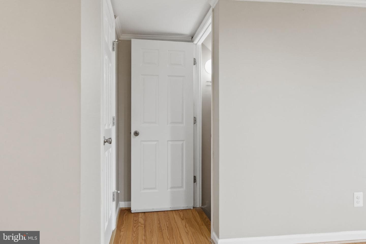 614 Giles Place photo 41