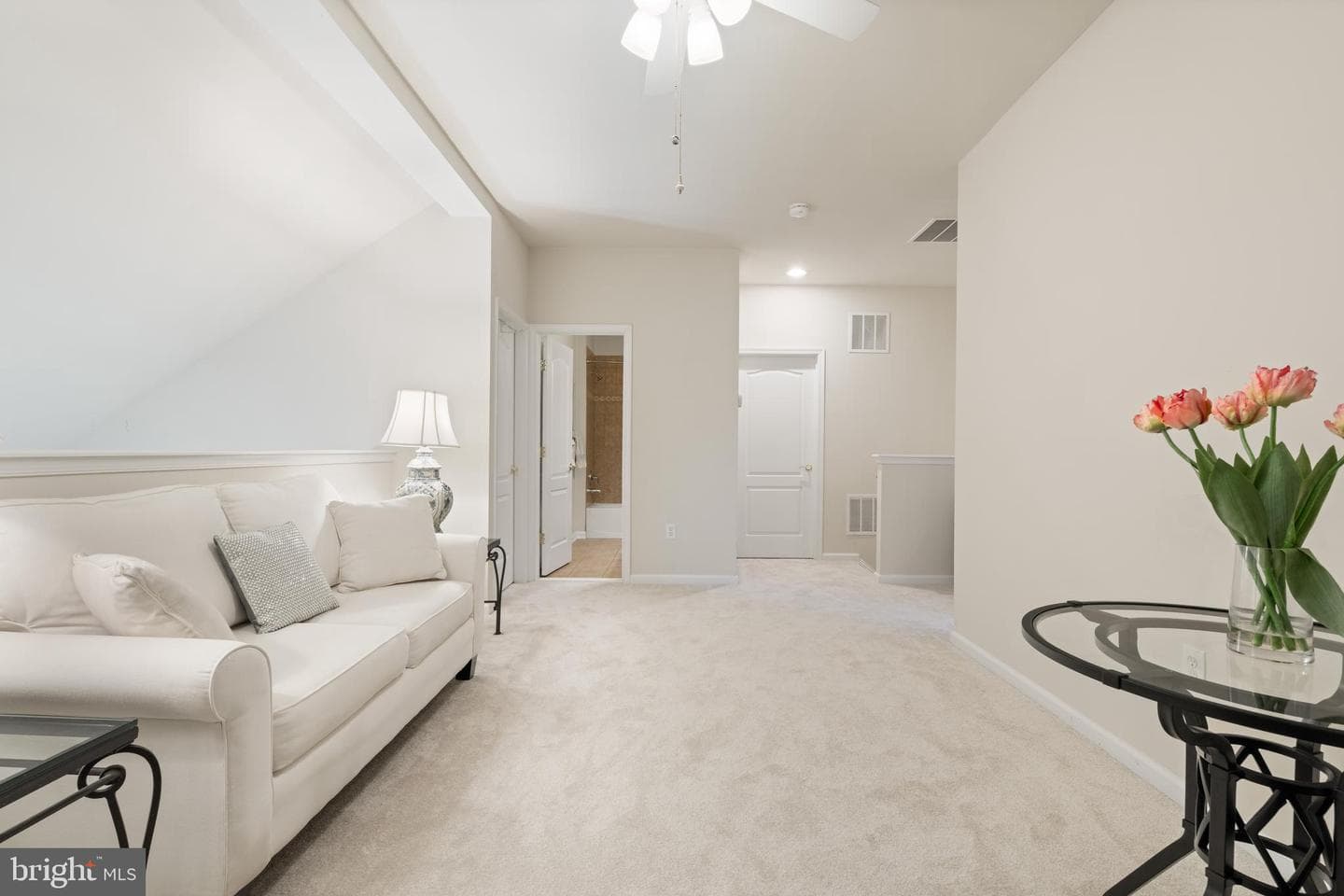 44367 Oakmont Manor Square photo 27