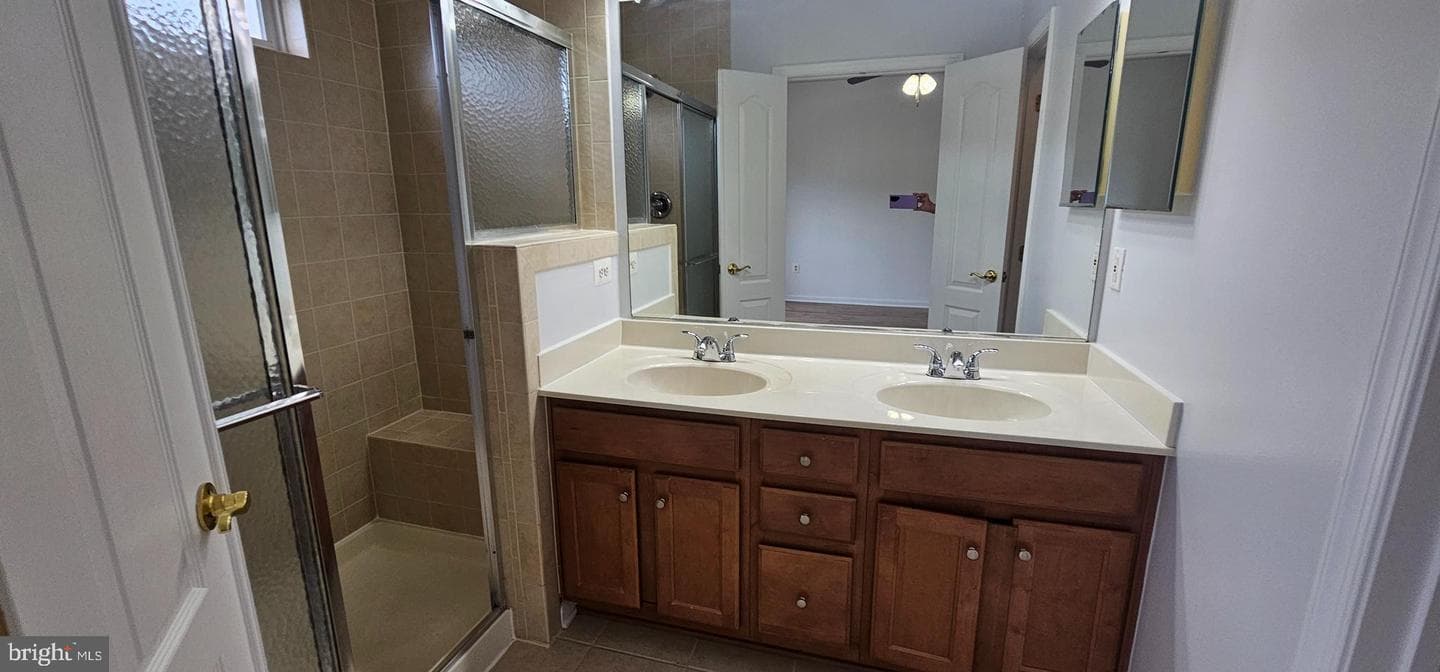 42466 Malachite Terrace photo 17