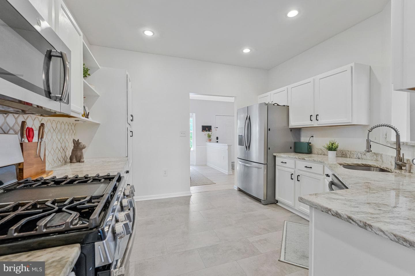 272 Golden Larch Terrace NE photo 11
