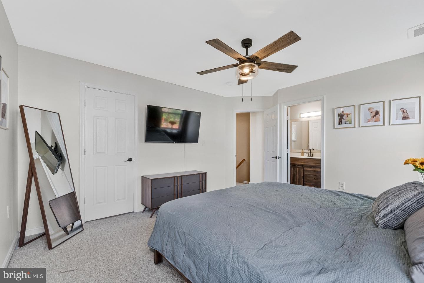 272 Golden Larch Terrace NE photo 19
