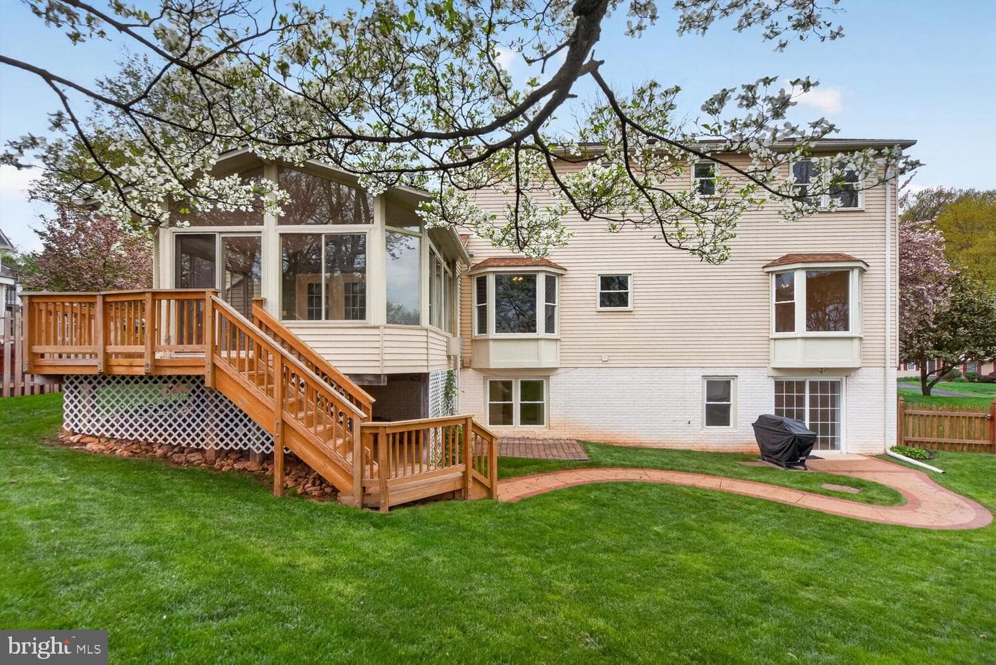1122 Janney Street SW photo 36