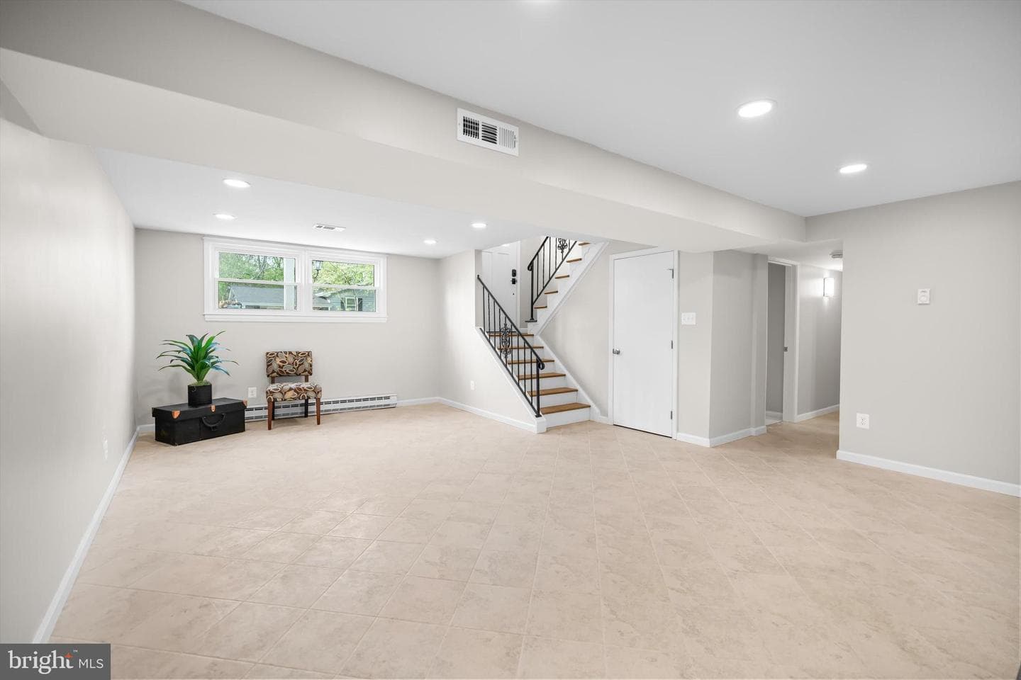 1208 E Iberia Road photo 16