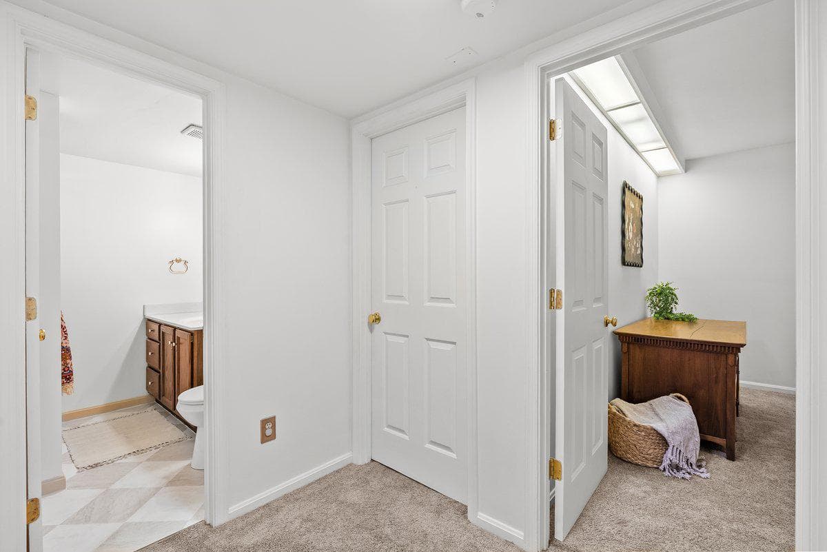 314 Belmont Place SW photo 27
