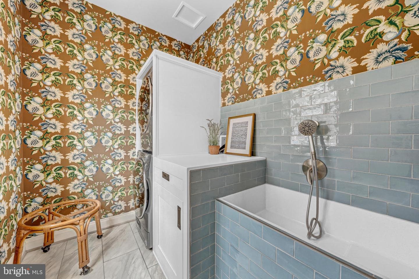1198 Hawling Place SW photo 38
