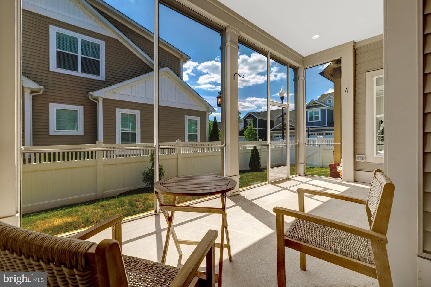42729 Autumn Day Terrace photo 26