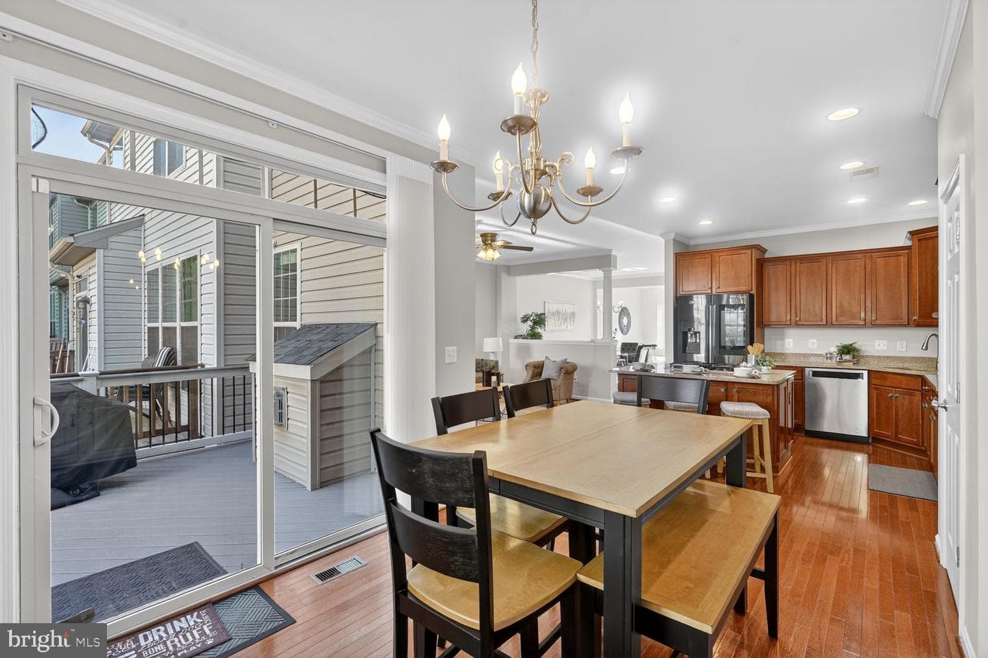 22166 Napier Terrace photo 10