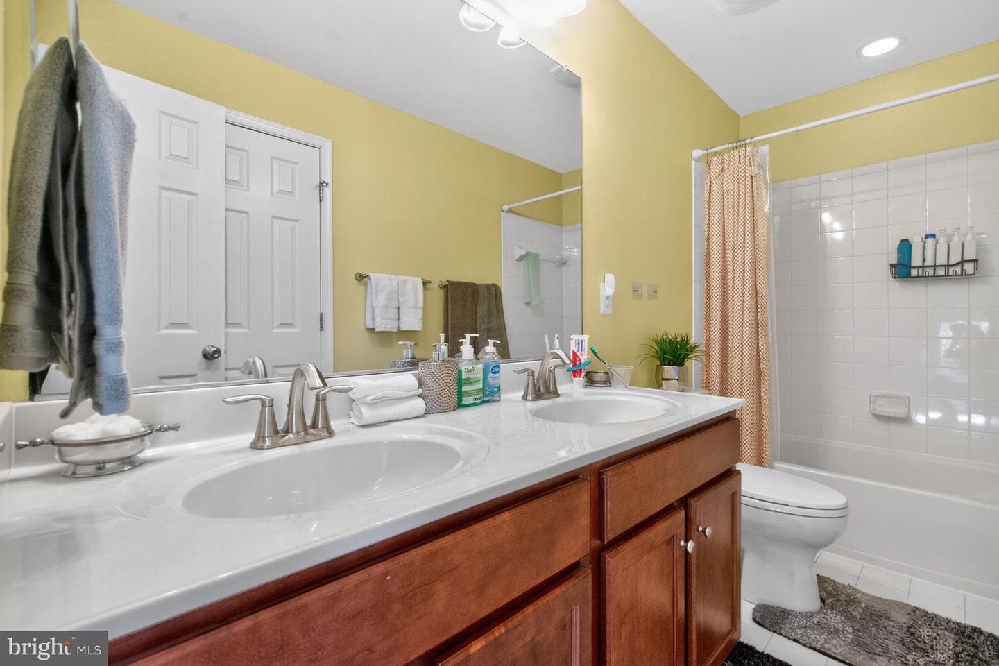 22166 Napier Terrace photo 23