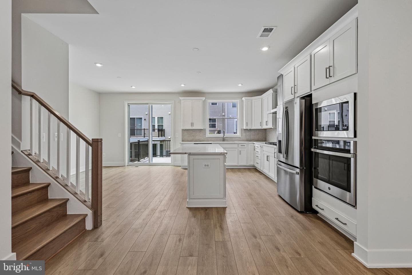 42198 Shining Star Square #homesite 4534 photo 4