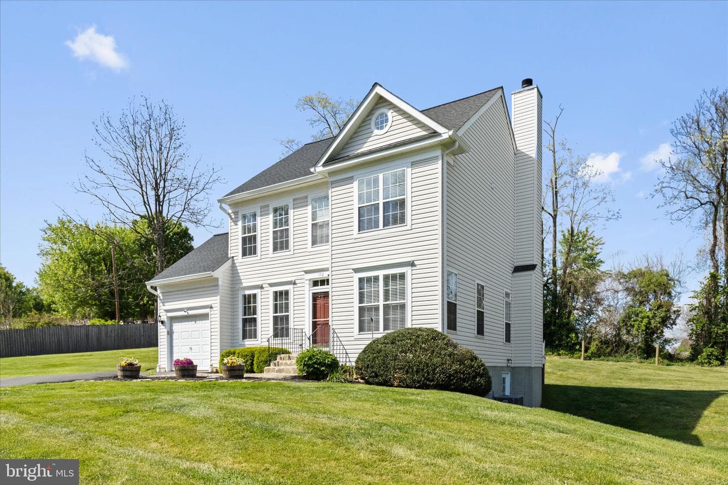 102 Delaware Avenue photo 5