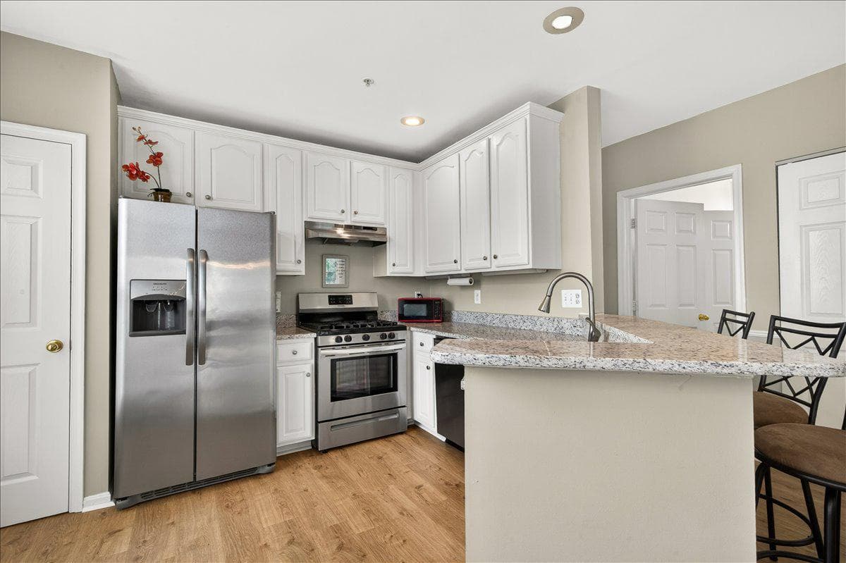 25280 Lake Shore Square #205 photo 14