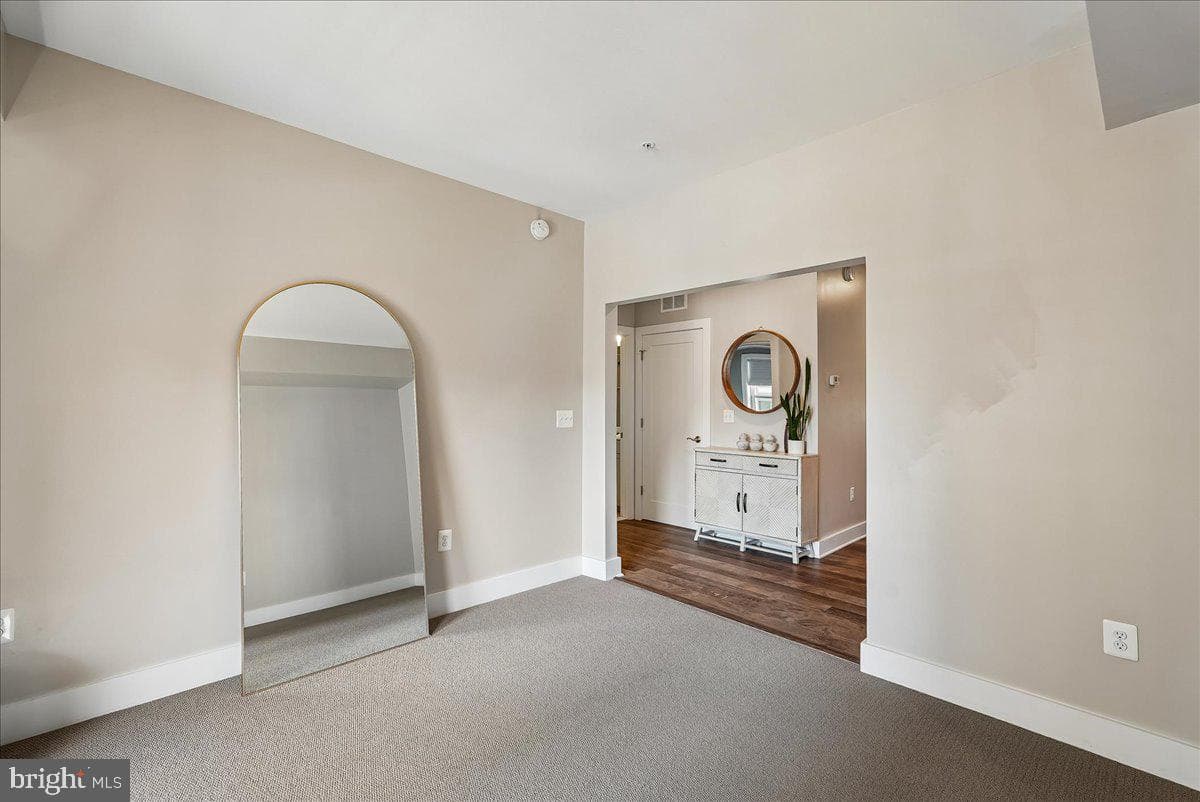 44784 Tiverton Square photo 26