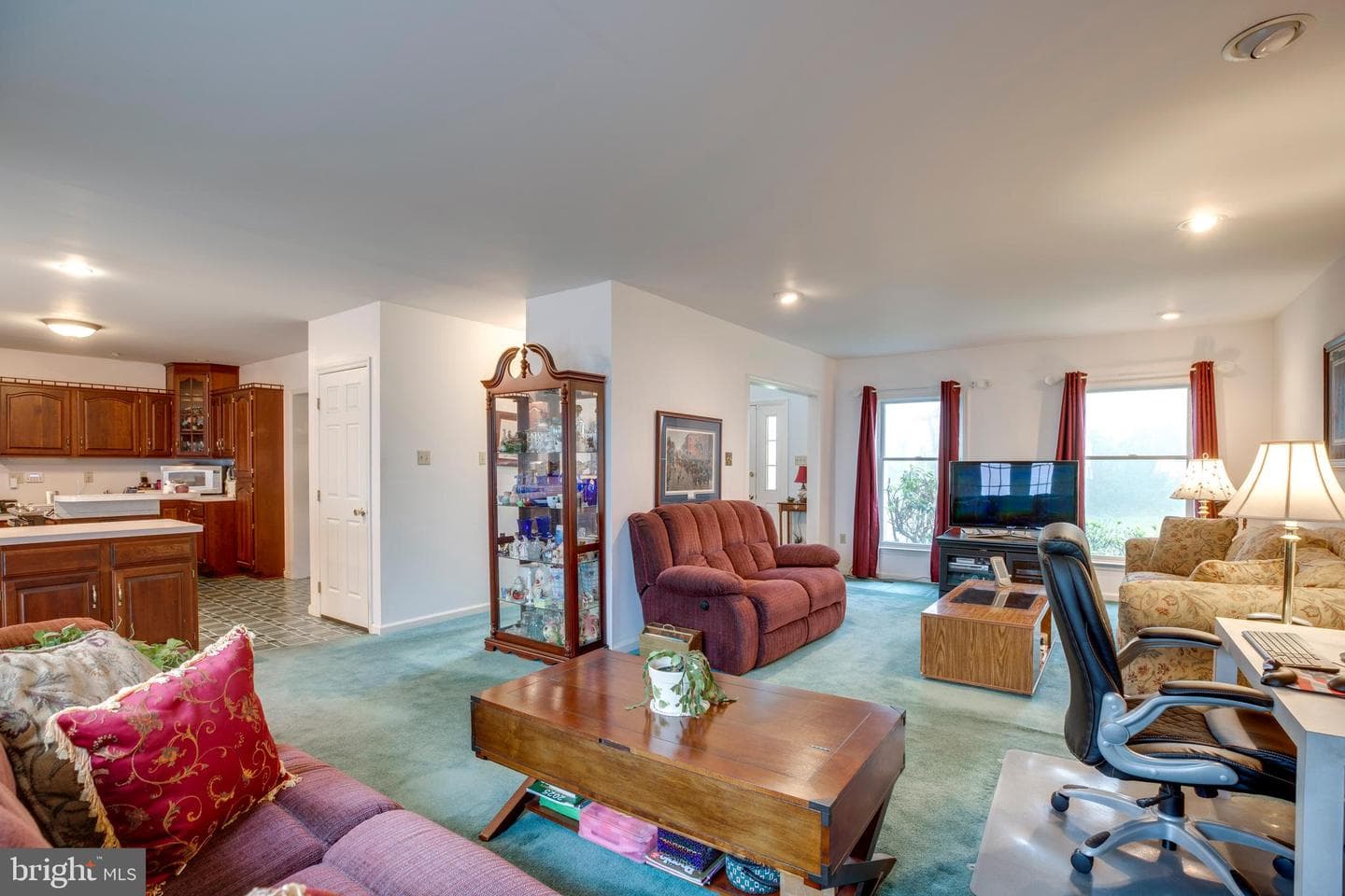 20711 Blueridge Mountain Road photo 14