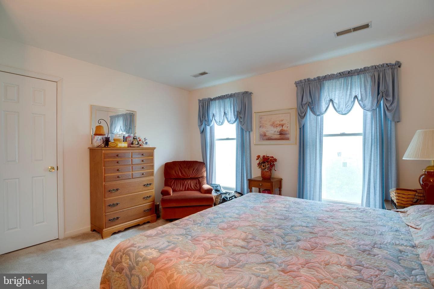20711 Blueridge Mountain Road photo 35